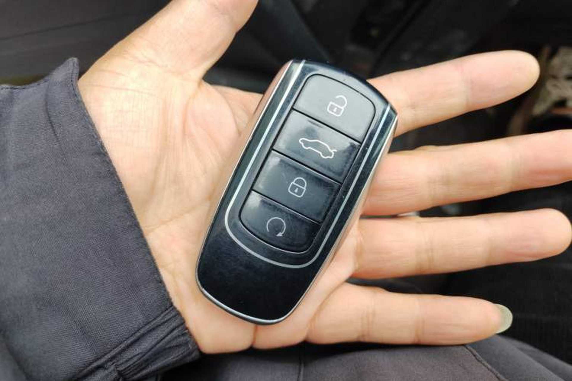 Used Chery Tiggo 9 2023 2.0T Dual-Clutch Two-Wheel Drive Luxury Edition 5 Seats Interior 1