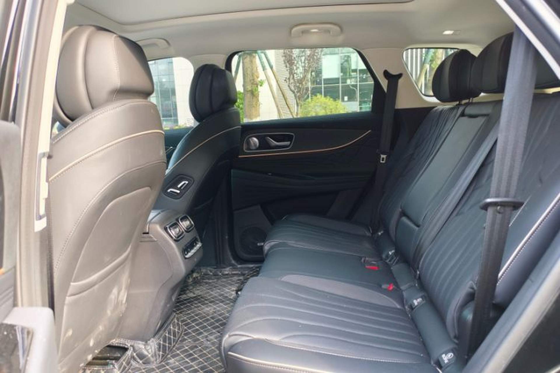Used Chery Tiggo 9 2023 2.0T Dual-Clutch Two-Wheel Drive Luxury Edition 7 Seats Interior 1