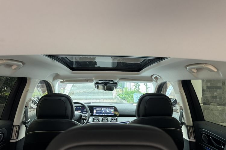 Used Chery Tiggo 9 2023 2.0T Automatic Two-Wheel Drive Prestige Edition 5 Seats Interior 1