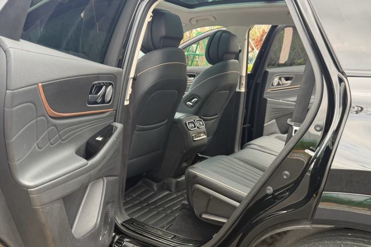 Used Chery Tiggo 9 2023 2.0T Dual-Clutch Two-Wheel Drive Luxury Edition 5 Seats Interior 2