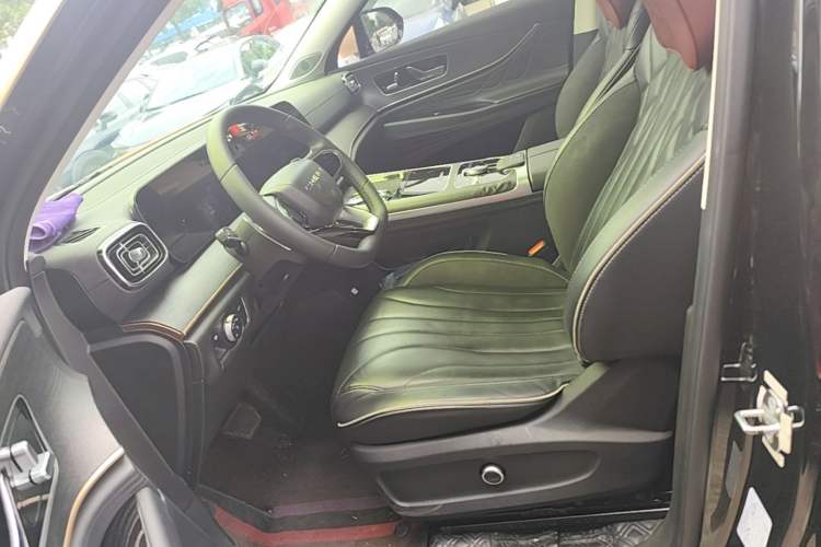 Used Chery Tiggo 9 2023 2.0T Dual-Clutch Two-Wheel Drive Luxury Edition 7 Seats Left Front Seat