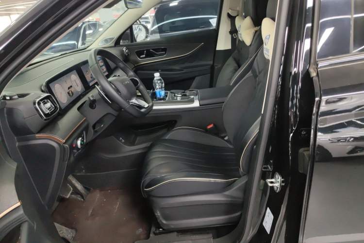 Used Chery Tiggo 9 2023 2.0T Dual-Clutch Two-Wheel Drive Leading Edition 5 Seats Left Front Seat