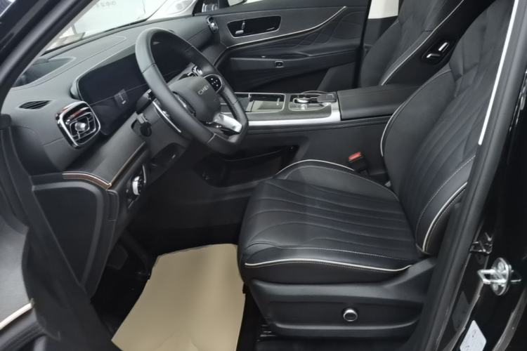 Used Chery Tiggo 9 2023 2.0T Dual-Clutch Two-Wheel Drive Prestige Version 5 Seats Left Front Seat
