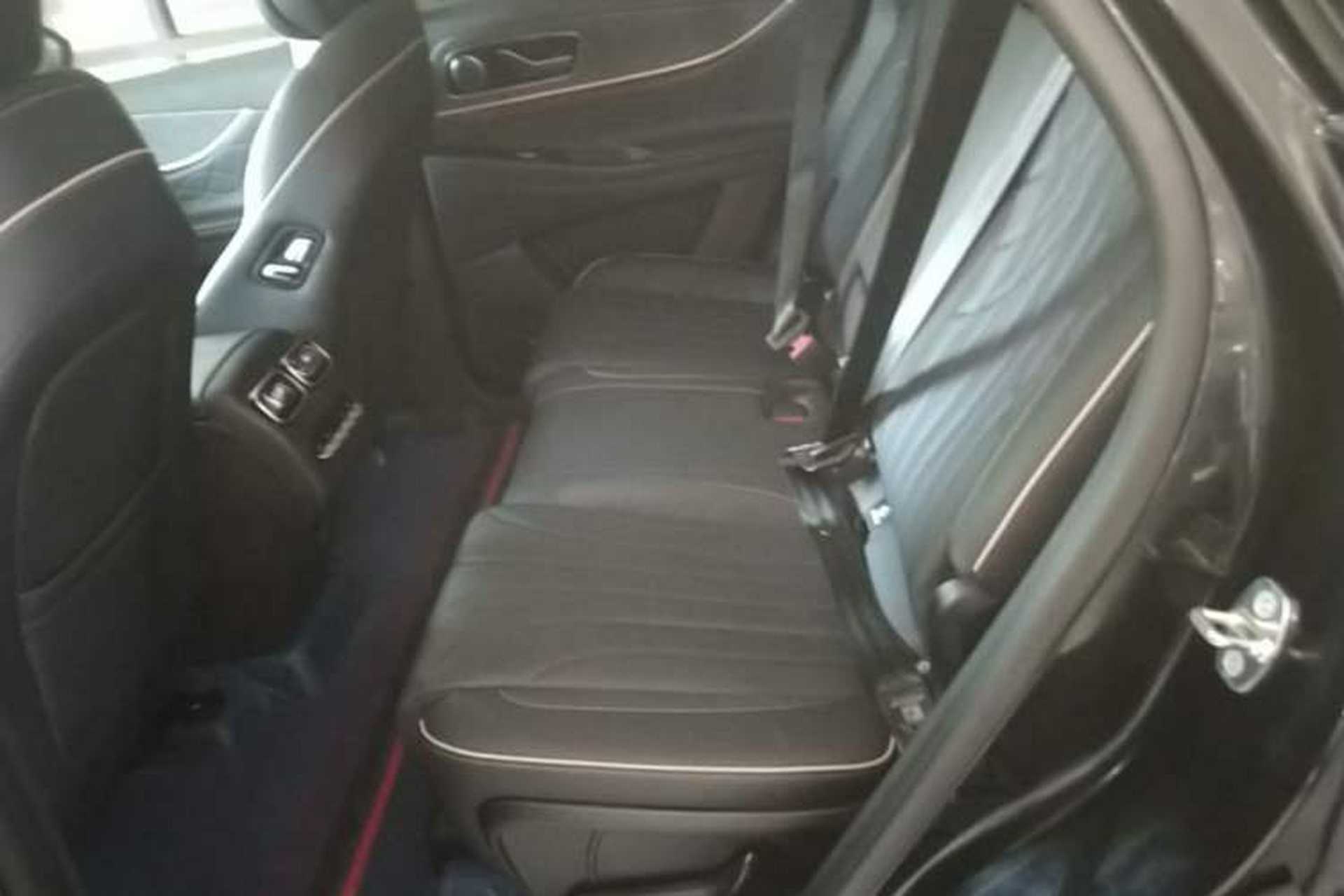 Used Chery Tiggo 9 2023 2.0T Dual-Clutch Two-Wheel Drive Luxury Edition 5 Seats Left Rear Seat