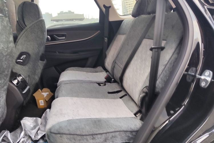 Used Chery Tiggo 9 2023 2.0T Dual-Clutch Two-Wheel Drive Luxury Edition 5 Seats Left Rear Seat