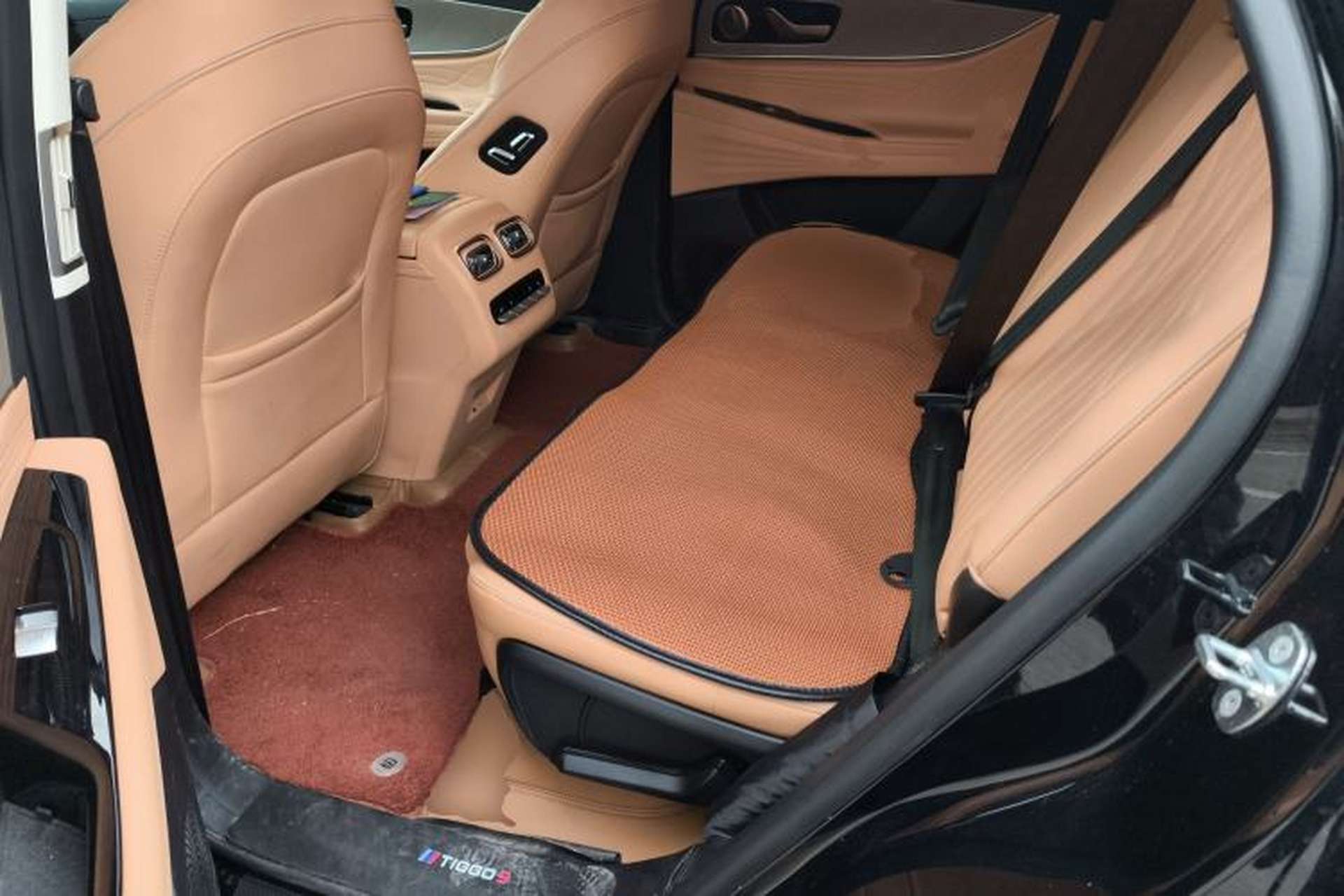Used Chery Tiggo 9 2023 2.0T Automatic All-Wheel Drive Ultimate Edition 7-Seater Left Rear Seat