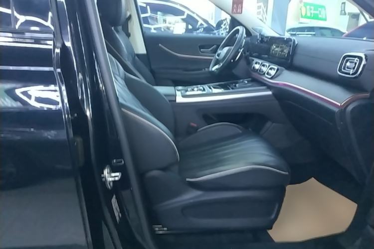 Used Chery Tiggo 9 2023 2.0T Dual-Clutch Two-Wheel Drive Luxury Edition 5 Seats Right Front Seat