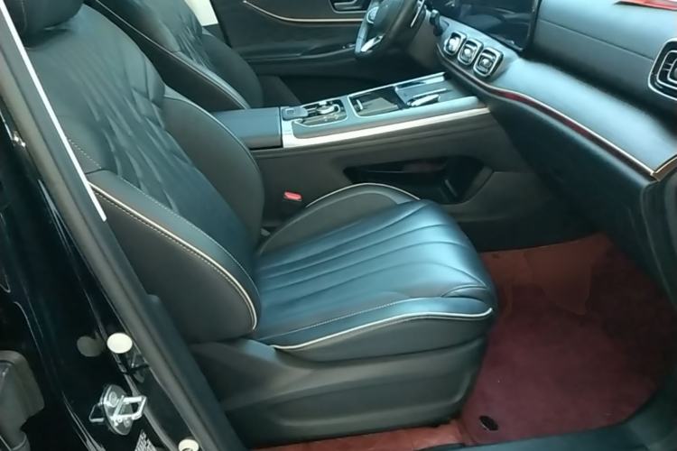 Used Chery Tiggo 9 2023 2.0T Automatic Two-Wheel Drive Luxury Version 7 Seats Right Front Seat
