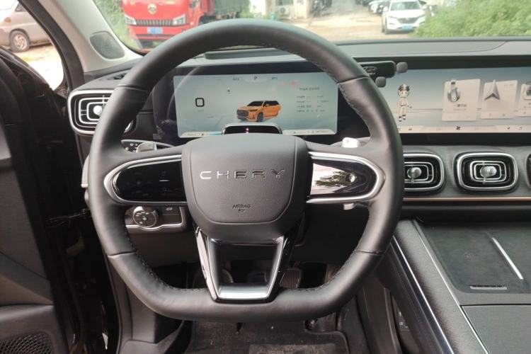 Used Chery Tiggo 9 2023 2.0T Dual-Clutch Two-Wheel Drive Prestige Version 5 Seats Steering Wheel