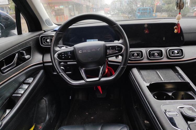 Used Chery Tiggo 9 2023 2.0T Dual-Clutch Two-Wheel Drive Luxury Edition 5 Seats Steering Wheel