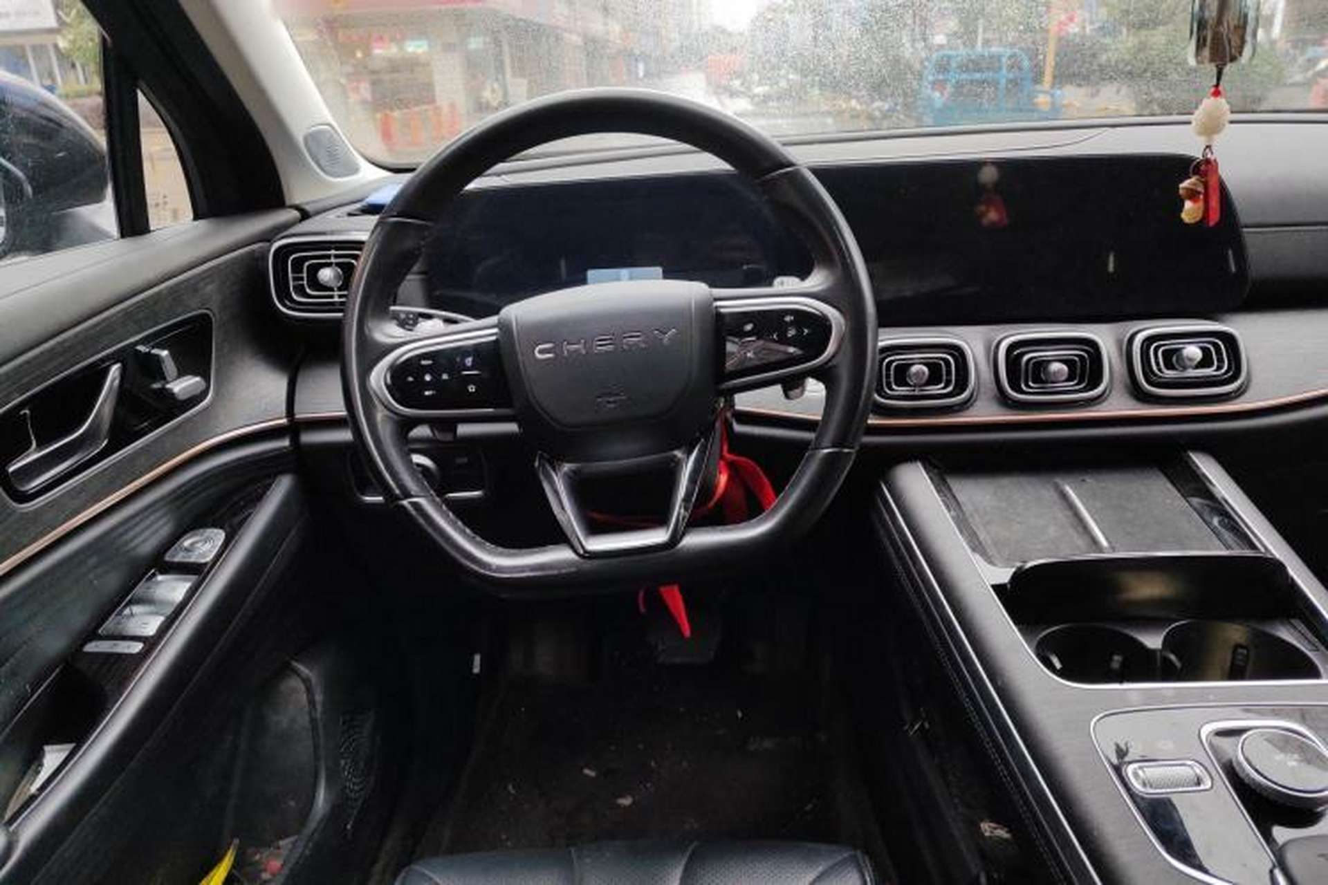 Used Chery Tiggo 9 2023 2.0T Dual-Clutch Two-Wheel Drive Luxury Edition 5 Seats Steering Wheel