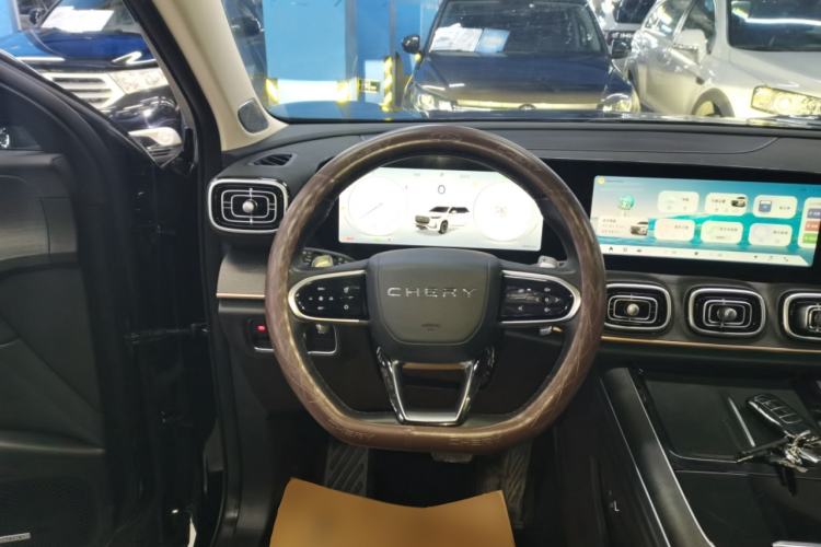 Used Chery Tiggo 9 2023 2.0T Automatic Two-Wheel Drive Luxury Edition 5 Seats Steering Wheel