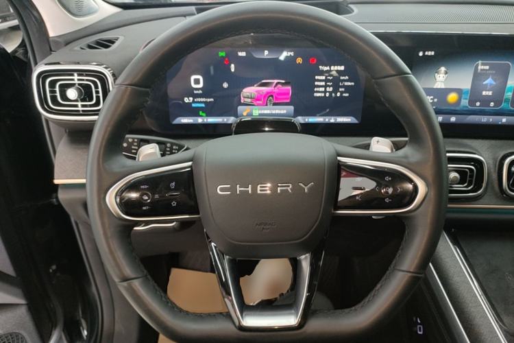 Used Chery Tiggo 9 2023 2.0T Dual-Clutch Two-Wheel Drive Prestige Version 5 Seats Steering Wheel