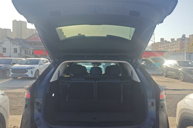 Used Chery Tiggo 9 2023 2.0T Dual-Clutch Two-Wheel Drive Luxury Edition 7 Seats Trunk