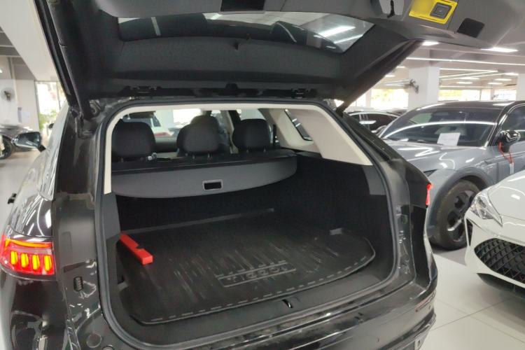 Used Chery Tiggo 9 2023 2.0T Dual-Clutch Two-Wheel Drive Leading Edition 5 Seats Trunk