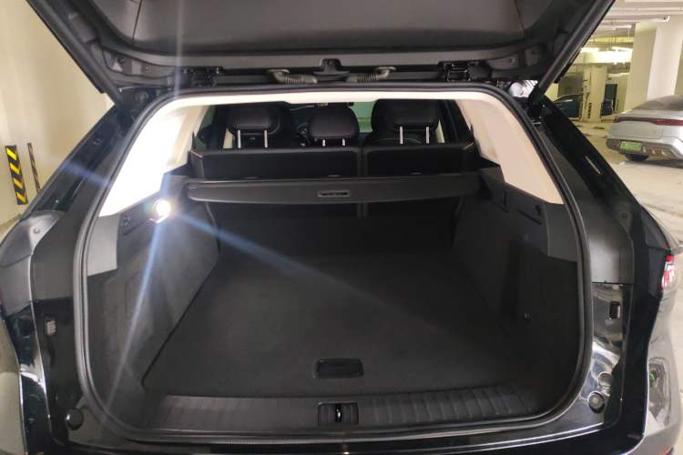 Used Chery Tiggo 9 2023 2.0T Dual-Clutch Two-Wheel Drive Luxury Edition 5 Seats Trunk