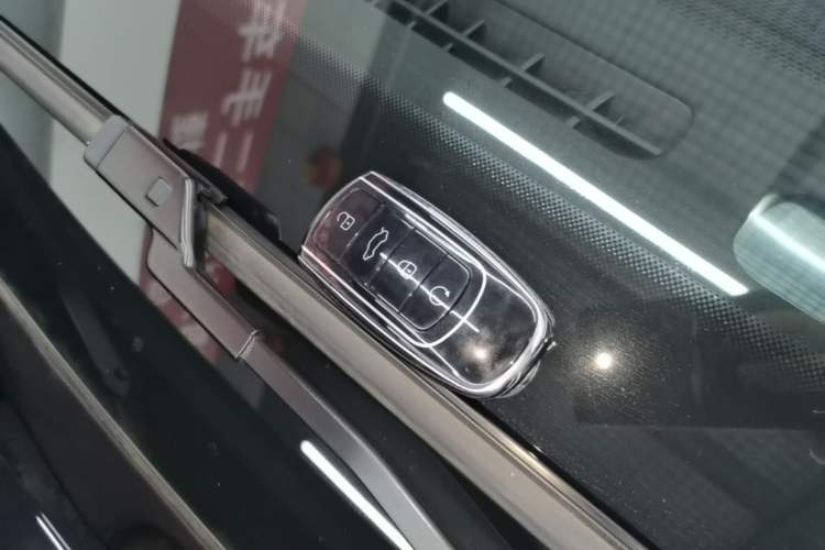Used Chery Tiggo 9 2023 2.0T Dual-Clutch Two-Wheel Drive Prestige Version 5 Seats Vehicle Key