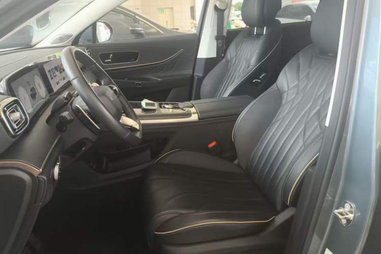 Used Chery Tiggo 9 2023 2.0T Dual-Clutch Two-Wheel Drive Prestige Version 5 Seats Left Front Seat