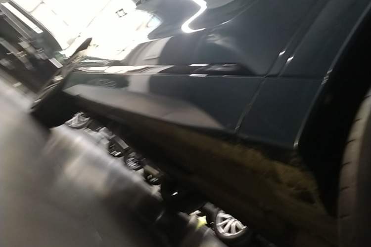 Used Chery Tiggo 9 2023 2.0T Dual-Clutch Two-Wheel Drive Leading Edition 5 Seats Right Side Sill