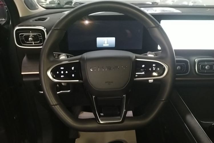 Used Chery Tiggo 9 2023 2.0T Dual-Clutch Two-Wheel Drive Leading Edition 5 Seats Steering Wheel