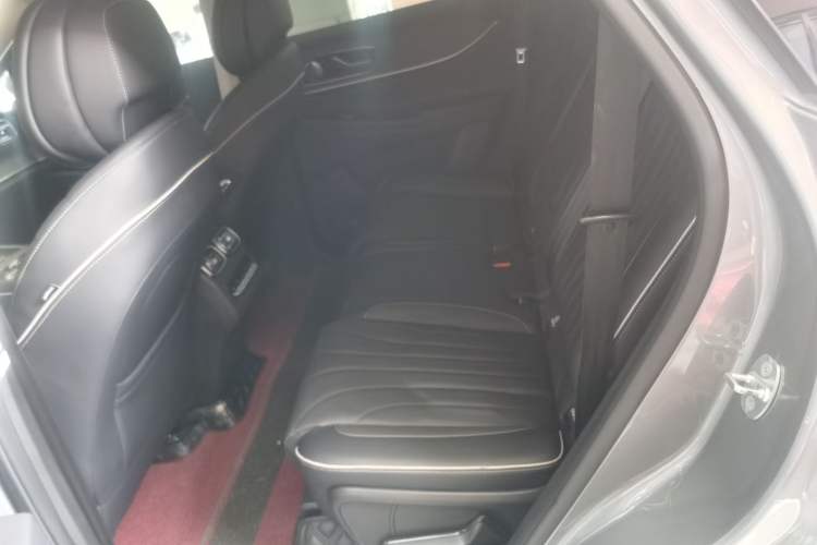 Used Chery Tiggo 9 2023 2.0T Dual-Clutch Two-Wheel Drive Luxury Edition 5 Seats Left Rear Seat