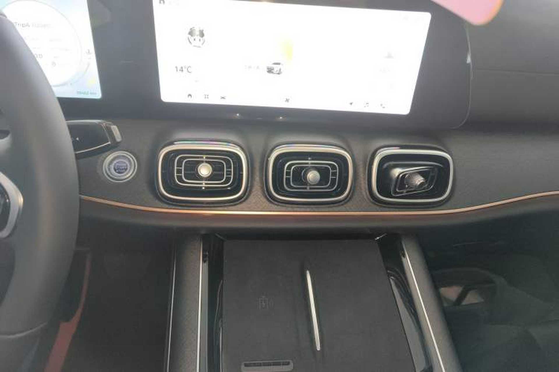 Used Chery Tiggo 9 2023 2.0T Dual-Clutch Two-Wheel Drive Luxury Edition 7 Seats Audio And AC Panel