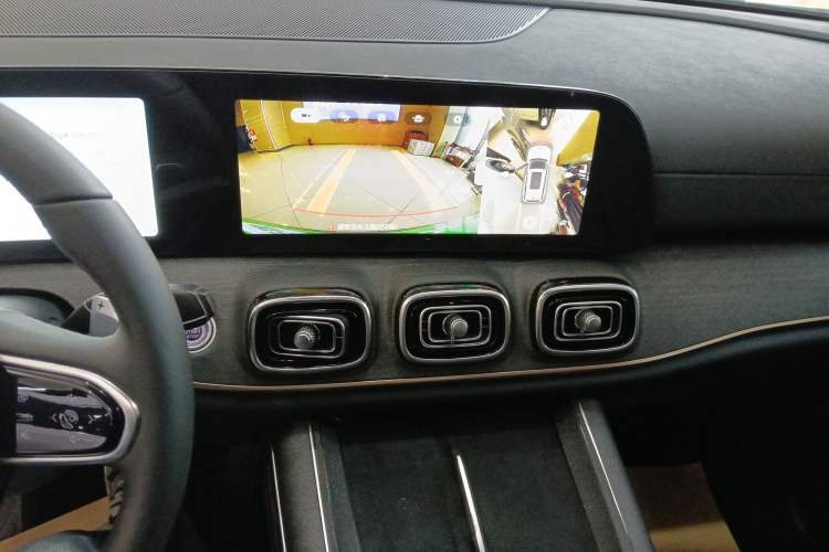 Used Chery Tiggo 9 2023 2.0T Dual-Clutch Two-Wheel Drive Luxury Edition 5 Seats Audio And AC Panel