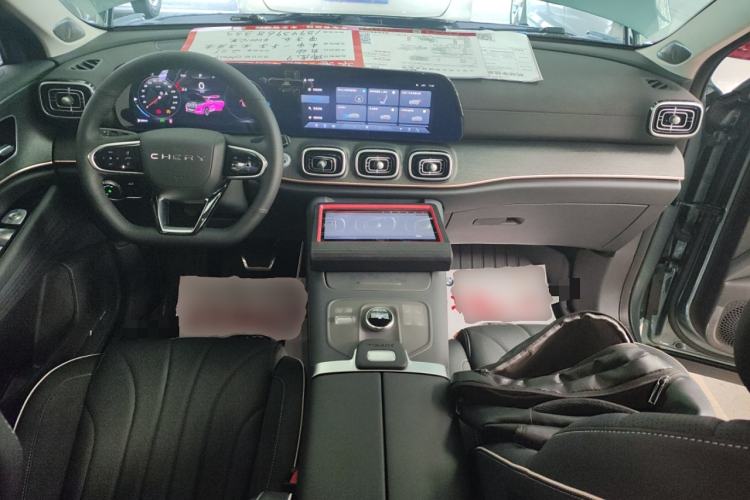 Used Chery Tiggo 9 2023 Facelift 2.0T Dual-Clutch Two-Wheel Drive Luxury Edition 5 Seats Center Console