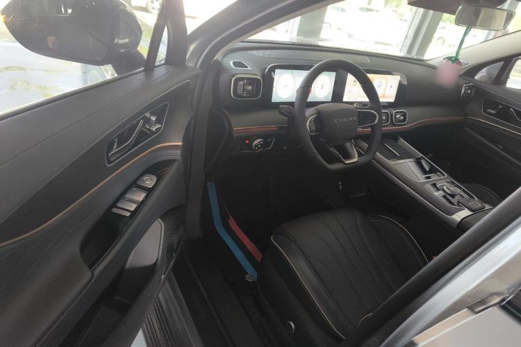 Used Chery Tiggo 9 2023 2.0T Dual-Clutch Two-Wheel Drive Luxury Edition 7 Seats Driver Seat