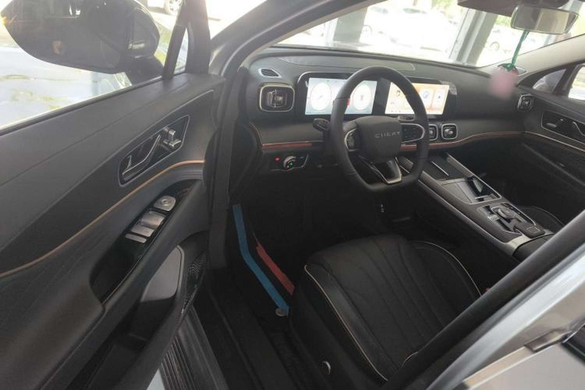 Used Chery Tiggo 9 2023 2.0T Dual-Clutch Two-Wheel Drive Luxury Edition 7 Seats Driver Seat