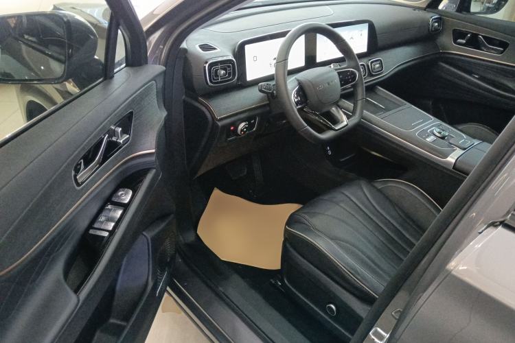 Used Chery Tiggo 9 2023 2.0T Dual-Clutch Two-Wheel Drive Luxury Edition 5 Seats Driver Seat