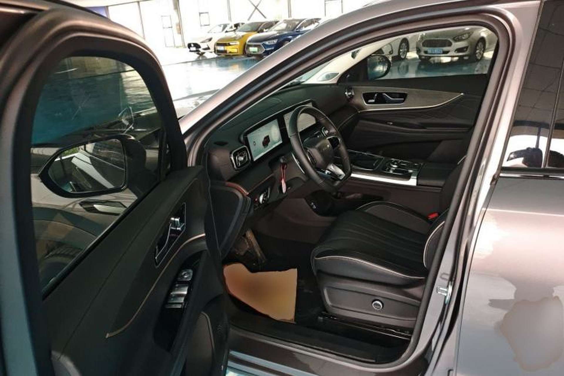 Used Chery Tiggo 9 2023 2.0T Dual-Clutch Two-Wheel Drive Luxury Edition 7 Seats Driver Seat