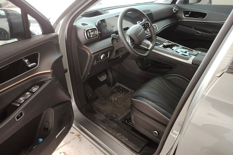 Used Chery Tiggo 9 2023 2.0T Dual-Clutch Two-Wheel Drive Prestige Version 5 Seats Driver Seat