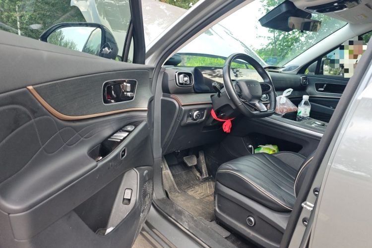Used Chery Tiggo 9 2023 2.0T Dual-Clutch Two-Wheel Drive Prestige Version 5 Seats Driver Seat
