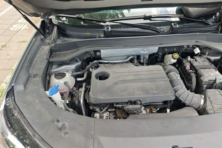 Used Chery Tiggo 9 2023 2.0T Dual-Clutch Two-Wheel Drive Prestige Version 5 Seats Engine Bay Right
