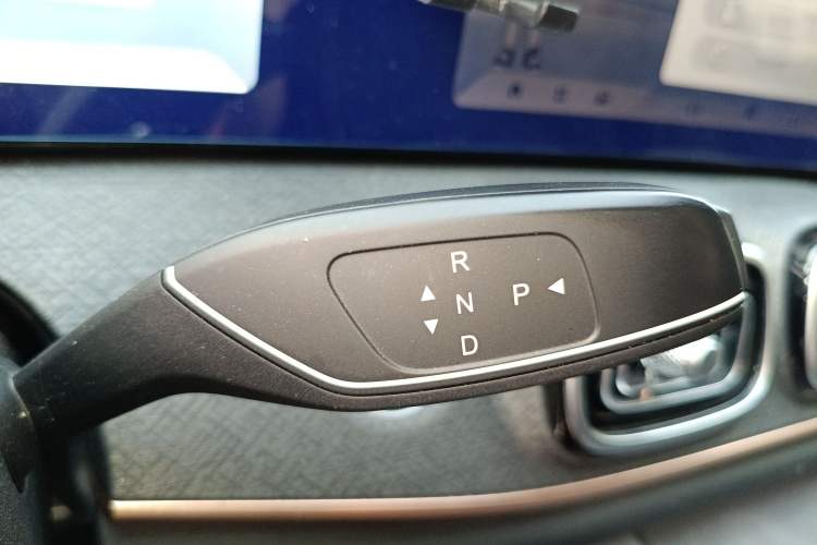 Used Chery Tiggo 9 2023 2.0T Automatic All-Wheel Drive Flagship Version 7 Seats Gear Lever