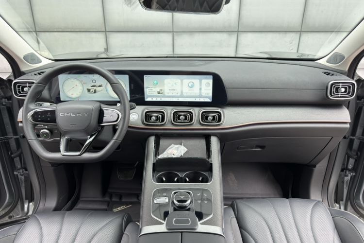 Used Chery Tiggo 9 2023 2.0T Dual-Clutch Two-Wheel Drive Luxury Edition 5 Seats Interior 1