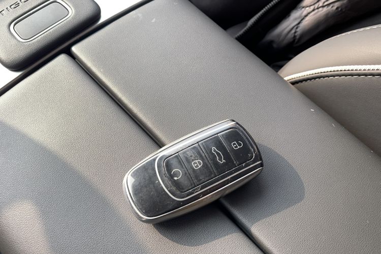 Used Chery Tiggo 9 2023 2.0T Dual-Clutch Two-Wheel Drive Leading Edition 5 Seats Interior 1