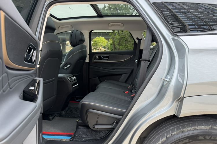 Used Chery Tiggo 9 2023 2.0T Automatic All-Wheel Drive Ultimate Edition 5 Seats Interior 10