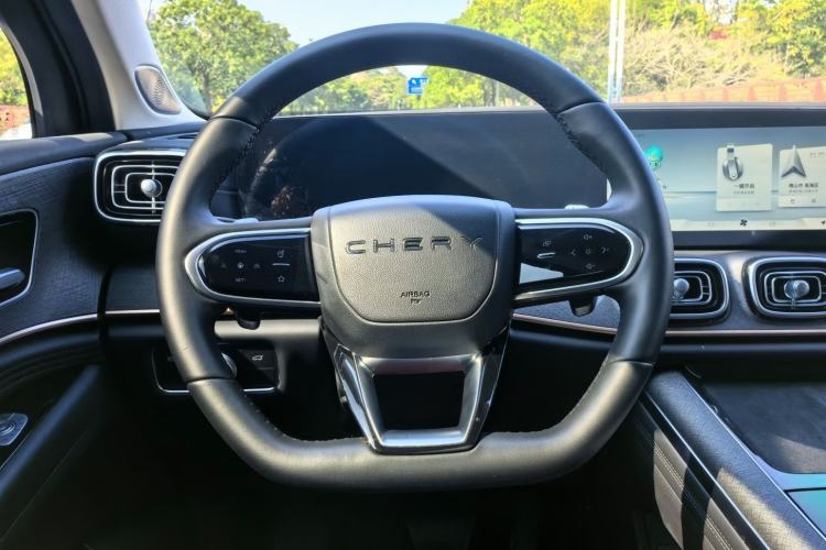 Used Chery Tiggo 9 2023 2.0T Dual-Clutch Two-Wheel Drive Leading Edition 5 Seats Interior 11