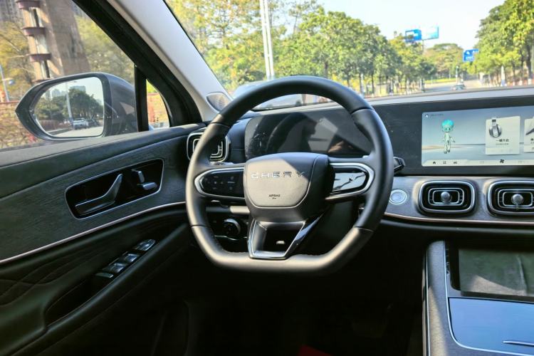 Used Chery Tiggo 9 2023 2.0T Dual-Clutch Two-Wheel Drive Leading Edition 5 Seats Interior 4