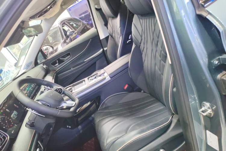 Used Chery Tiggo 9 2023 2.0T Dual-Clutch Two-Wheel Drive Luxury Edition 7 Seats Left Front Seat