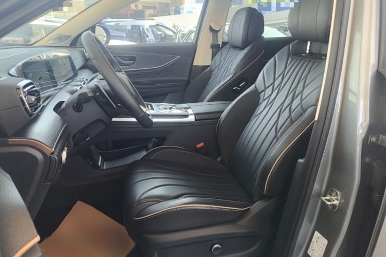 Used Chery Tiggo 9 2023 2.0T Dual-Clutch Two-Wheel Drive Luxury Edition 5 Seats Left Front Seat
