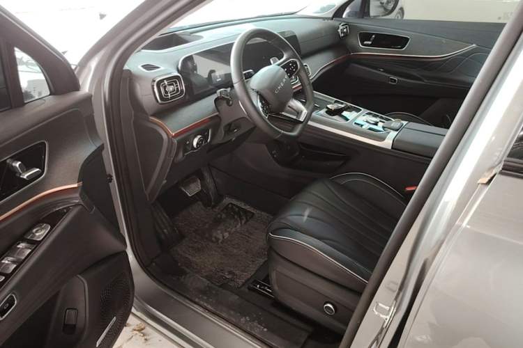 Used Chery Tiggo 9 2023 2.0T Dual-Clutch Two-Wheel Drive Prestige Version 5 Seats Left Front Seat