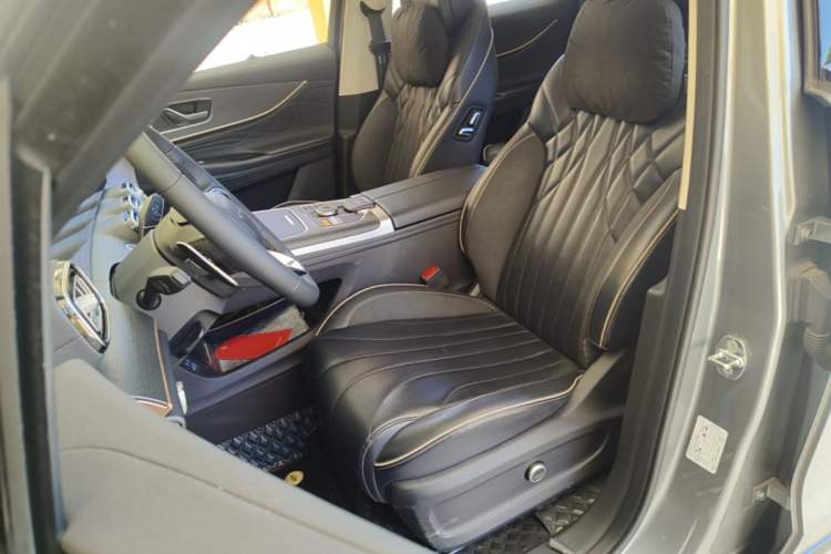 Used Chery Tiggo 9 2023 2.0T Dual-Clutch Two-Wheel Drive Luxury Edition 5 Seats Left Front Seat