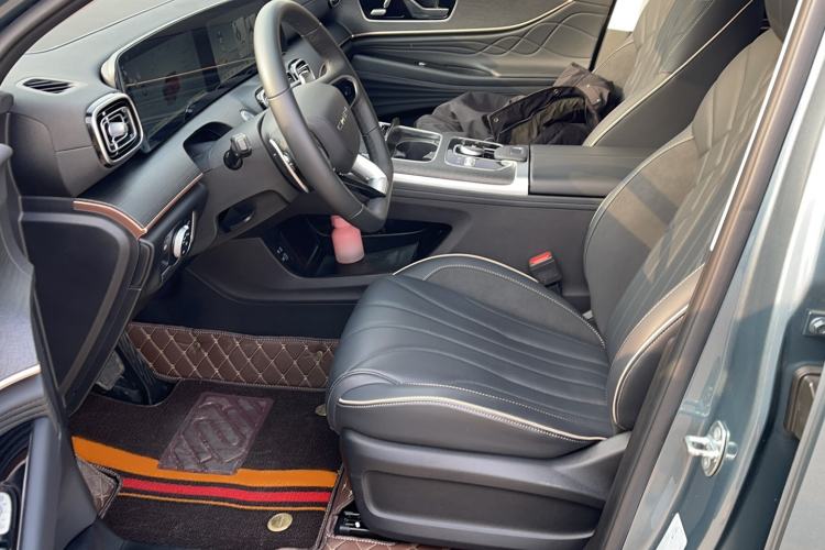 Used Chery Tiggo 9 2023 2.0T Dual-Clutch Two-Wheel Drive Leading Edition 5 Seats Left Front Seat