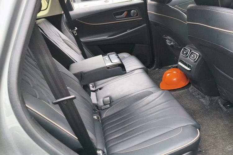 Used Chery Tiggo 9 2023 2.0T Automatic All-Wheel Drive Ultimate Edition 5 Seats Left Rear Seat