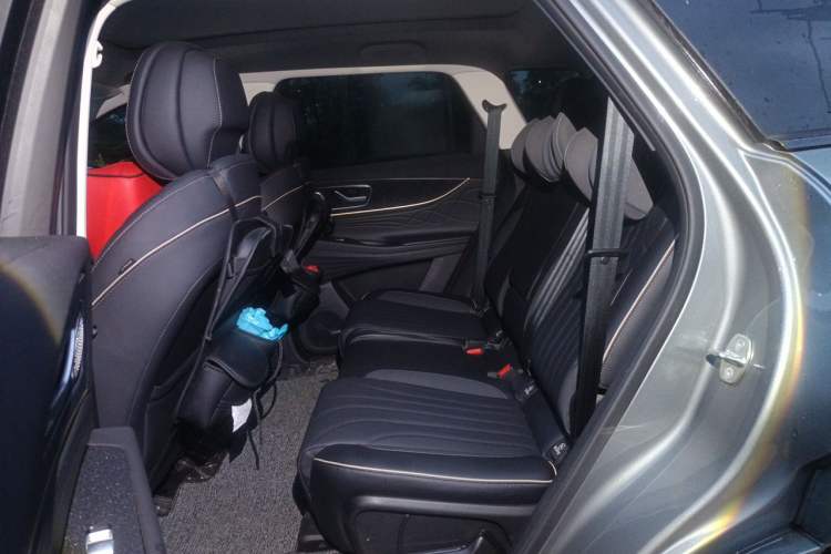 Used Chery Tiggo 9 2023 2.0T Automatic All-Wheel Drive Ultimate Edition 5 Seats Left Rear Seat