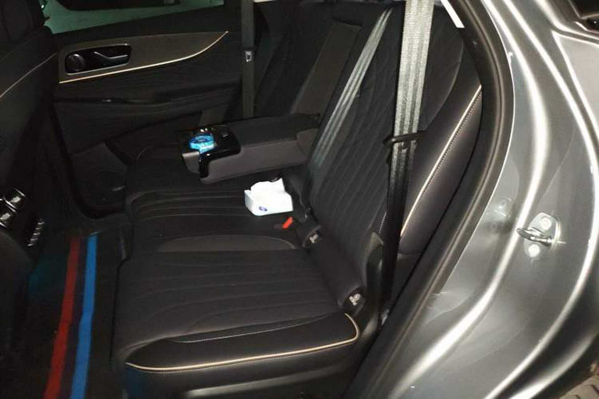 Used Chery Tiggo 9 2023 2.0T Dual-Clutch Two-Wheel Drive Luxury Edition 5 Seats Left Rear Seat