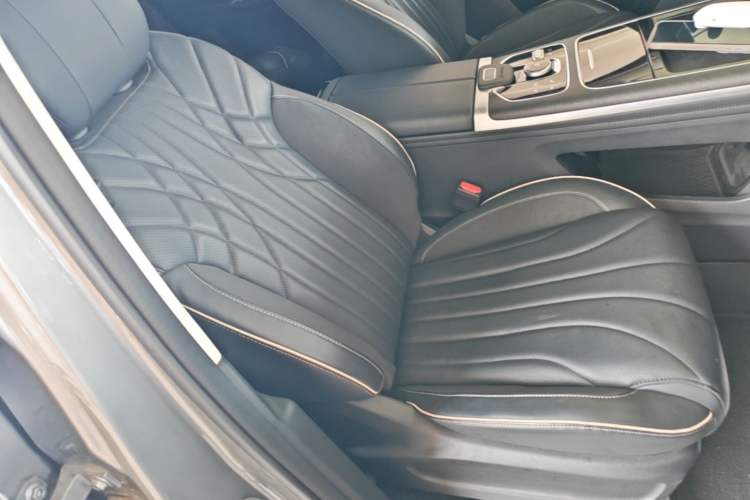 Used Chery Tiggo 9 2023 2.0T Dual-Clutch Two-Wheel Drive Luxury Edition 5 Seats Right Front Seat